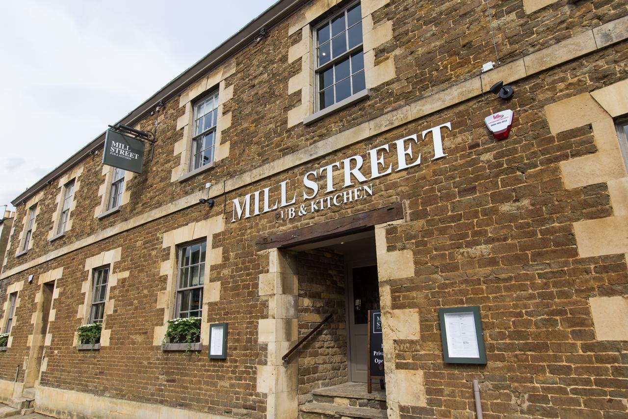 Mill Street Pub & Kitchen Bed and Breakfast Oakham Exteriör bild
